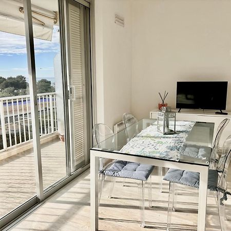 French Riviera Apartment With Swimming Pool And Free Parking Near Monaco 罗克布吕讷-卡普马丹 外观 照片